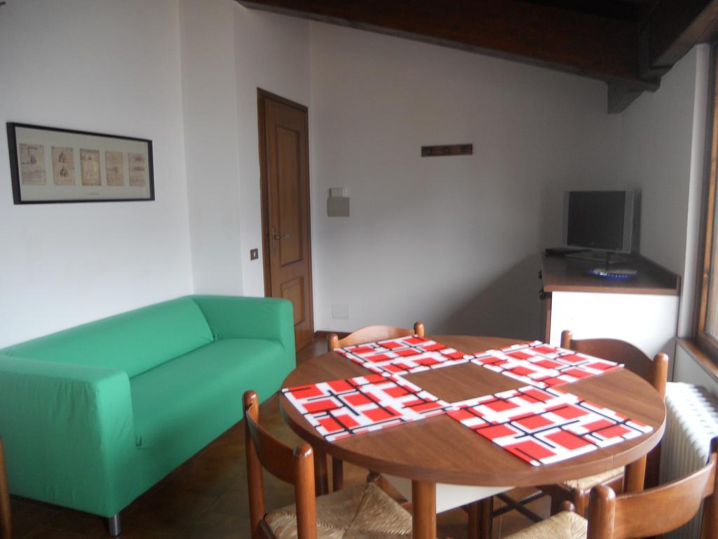 The Silence Holiday Apartment Lezzeno Quarto foto